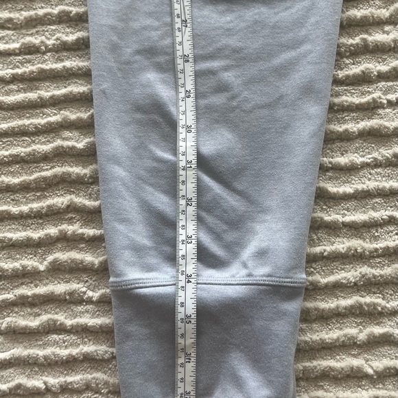 Men's Gray Small Vuori Joggers - Picture 7 of 7